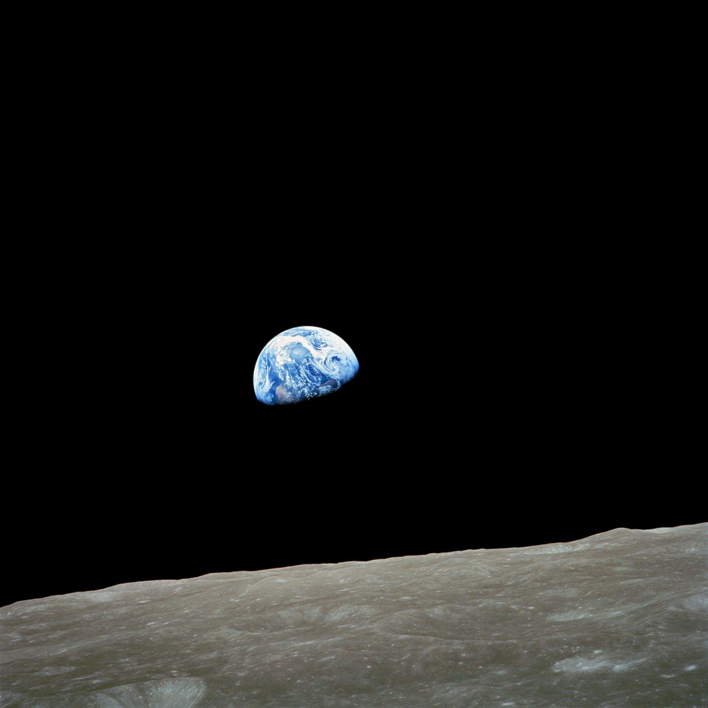 Picture of earth from the moon.